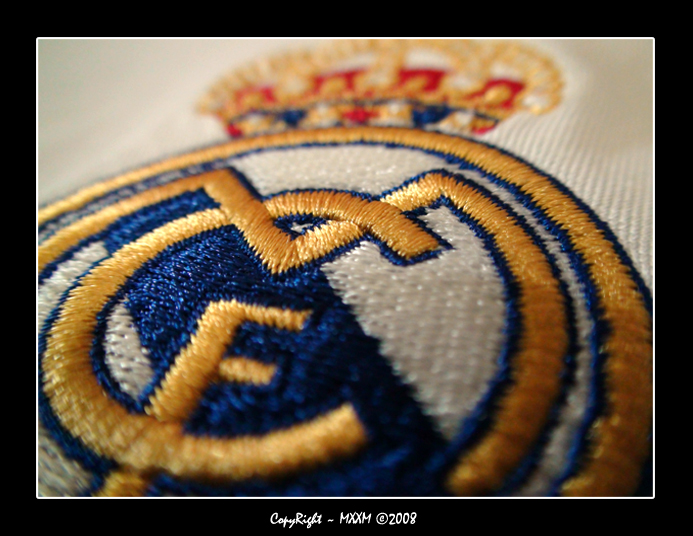 Real_Madrid_Logo_by_zizou5