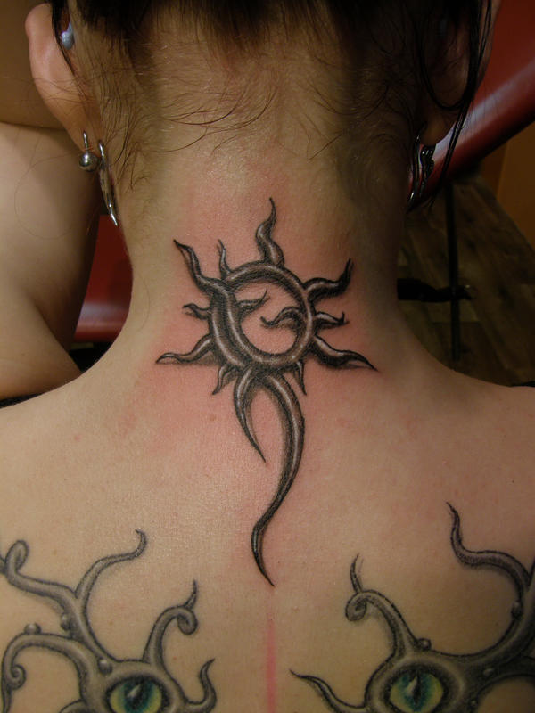 sun and moon tattoos sun Diposkan oleh tatto hair style di 1537