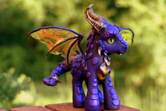 Purple_Dragon_by_customlpvalley.jpg