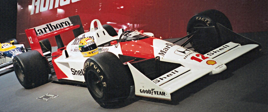 Ayrton_Senna___McLaren_Honda_by_tomasman