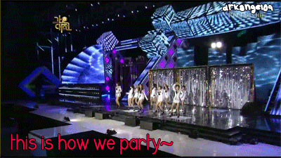 SNSD__This_is_how_we_party_gif_by_kroszb