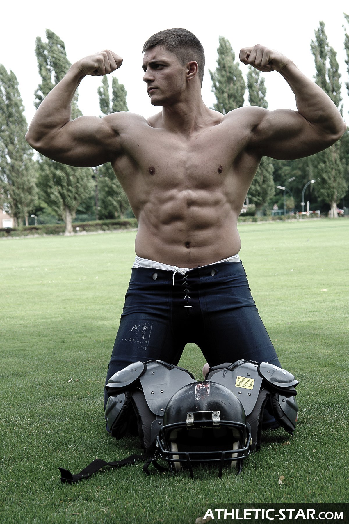 Download this Muscular Football... picture