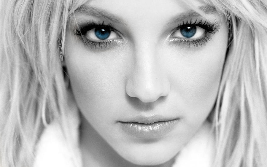 Britney Spears Blue Eyes by moguinho on deviantART