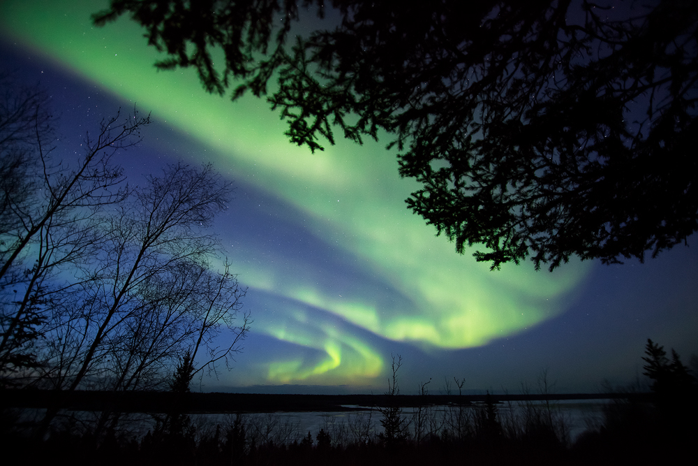 Early spring aurora over Slave River