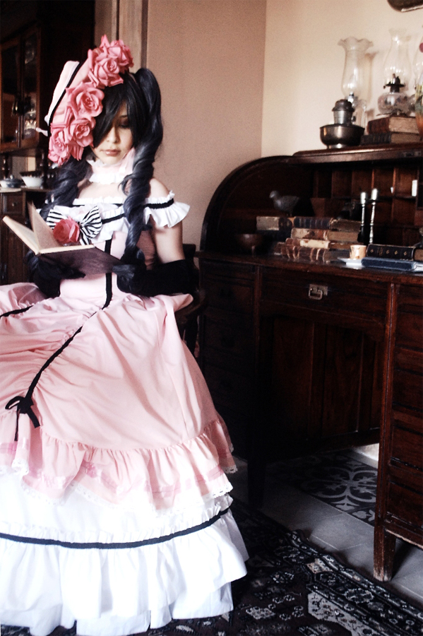 lady_ciel_cosplay_by_lolisakura-d4ox9dv.jpg (599×900)
