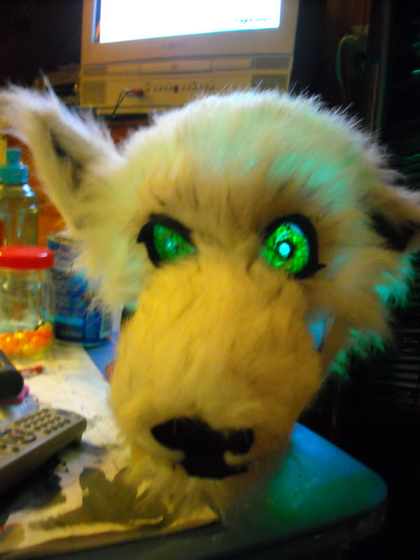 white_wolf_mask_wip_by_spyderskiss2-d62whxp.jpg