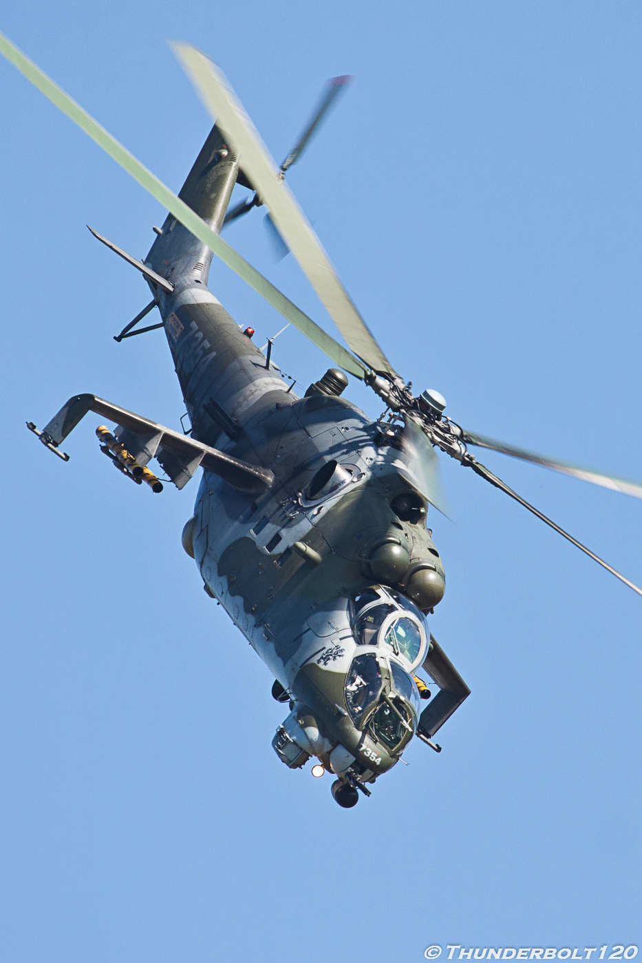 Mi-24V Hind 7354