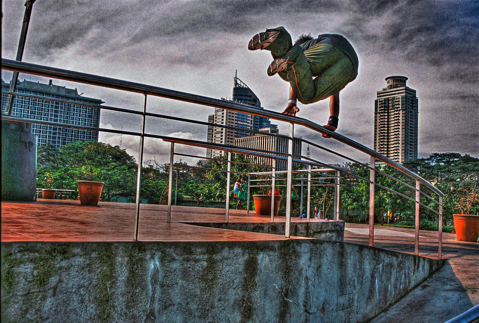 le parkour HDR by Germanow17 on DeviantArt