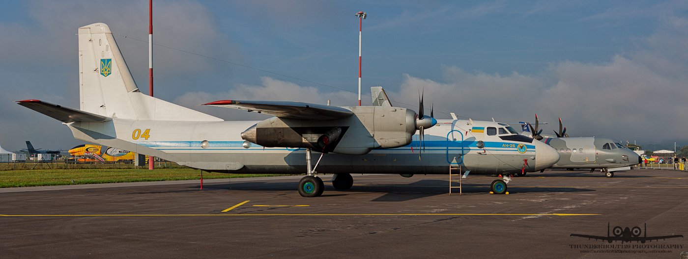 Antonov An-26 04